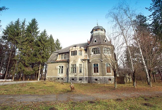 Pogany mansion in Păclișa, Hunedoara, Poklisa, Romania, Romania